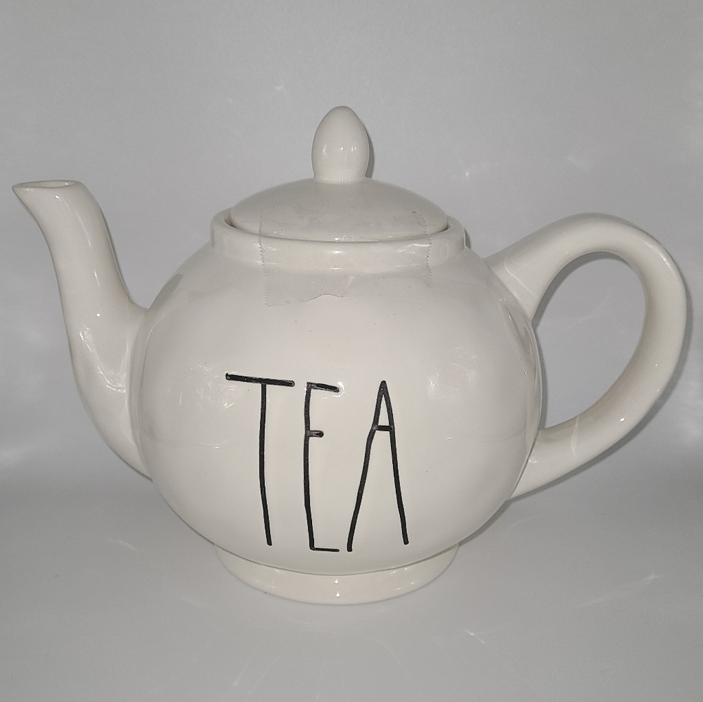 Rae Dunn 2017 TEA Pot